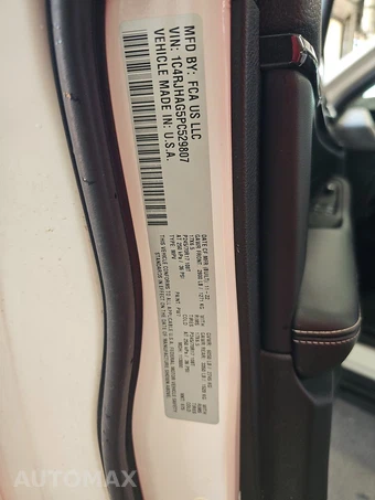 2023 Jeep Grand Cherokee Laredo - miniatura 14