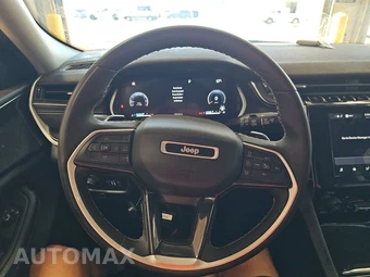 2023 Jeep Grand Cherokee Laredo - miniatura 10