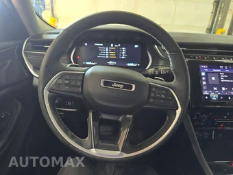 2023 Jeep Grand Cherokee Laredo - miniatura 10