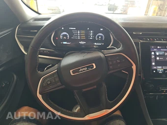 2023 Jeep Grand Cherokee Laredo - miniatura 10