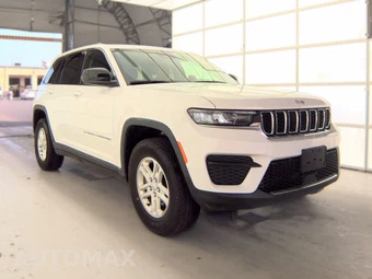 2023 Jeep Grand Cherokee Laredo - miniatura 3