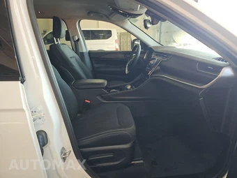 2023 Jeep Grand Cherokee Laredo - miniatura 8