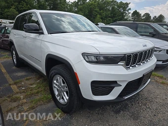 2023 Jeep Grand Cherokee Laredo - miniatura 3