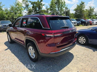 2023 Jeep Grand Cherokee Laredo - miniatura 2