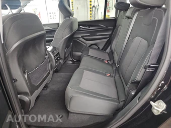 2023 Jeep Grand Cherokee Laredo - miniatura 13