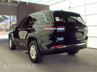 2023 Jeep Grand Cherokee Laredo - miniatura 6