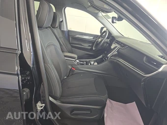 2023 Jeep Grand Cherokee Laredo - miniatura 8