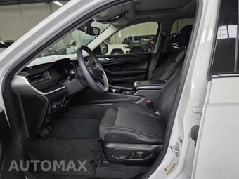 2023 Jeep Grand Cherokee Laredo - miniatura 10