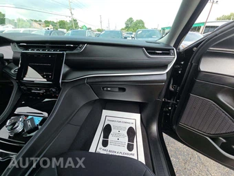 2023 Jeep Grand Cherokee Laredo X - miniatura 19
