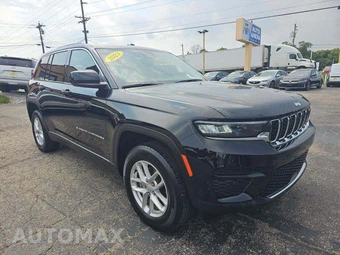 2023 Jeep Grand Cherokee Laredo X - miniatura 4