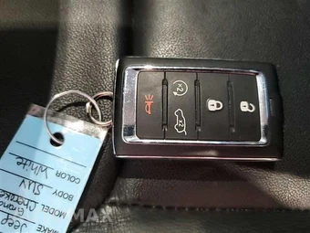 2023 Jeep Grand Cherokee Limited - miniatura 11