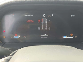 2023 Jeep Grand Cherokee Limited - miniatura 9