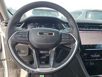 2023 Jeep Grand Cherokee Limited - miniatura 10