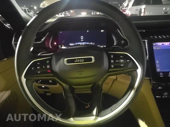 2023 Jeep Grand Cherokee Limited - miniatura 10