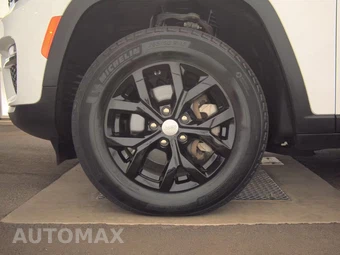 2023 Jeep Grand Cherokee Limited - miniatura 9