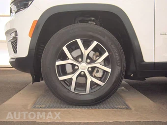2023 Jeep Grand Cherokee Limited - miniatura 9