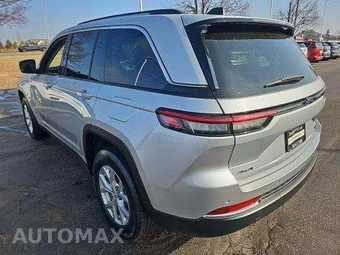 2023 Jeep Grand Cherokee Limited - miniatura 2
