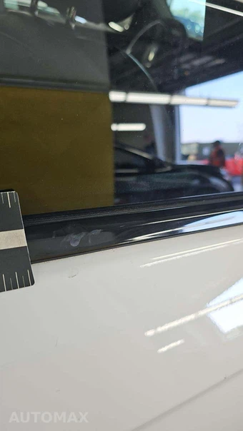 2023 Jeep Grand Cherokee Limited - miniatura 26
