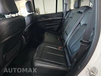 2023 Jeep Grand Cherokee Limited - miniatura 13