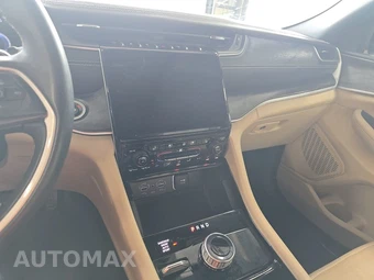 2023 Jeep Grand Cherokee Limited - miniatura 11