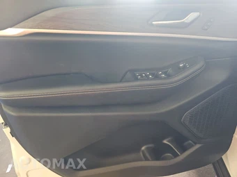 2023 Jeep Grand Cherokee Limited - miniatura 9