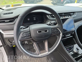 2023 Jeep Grand Cherokee Limited - miniatura 10