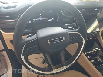 2023 Jeep Grand Cherokee Limited - miniatura 10