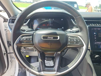 2023 Jeep Grand Cherokee Limited - miniatura 16