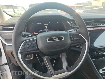 2023 Jeep Grand Cherokee Limited - miniatura 10