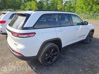 2023 Jeep Grand Cherokee Limited - miniatura 4