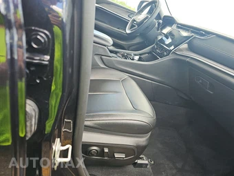 2023 Jeep Grand Cherokee Limited - miniatura 8