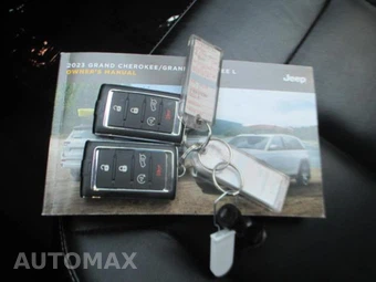 2023 Jeep Grand Cherokee Limited - miniatura 11
