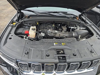 2023 Jeep Grand Cherokee Limited - miniatura 15