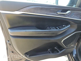 2023 Jeep Grand Cherokee Limited - miniatura 9