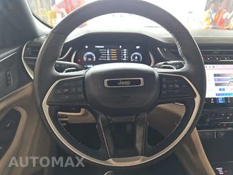 2023 Jeep Grand Cherokee Limited - miniatura 10