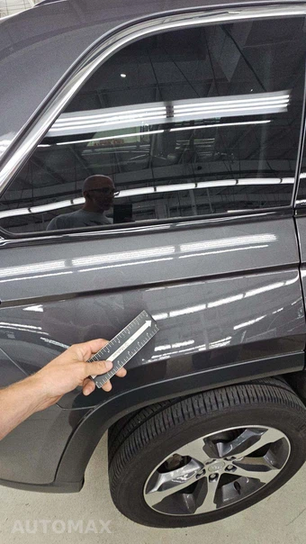 2023 Jeep Grand Cherokee Limited - miniatura 30
