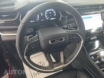 2023 Jeep Grand Cherokee Limited - miniatura 10