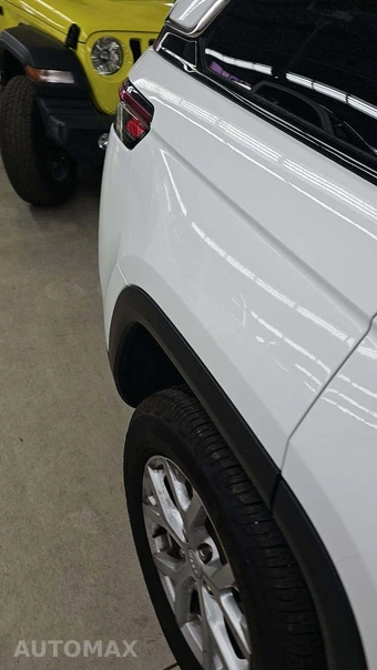 2023 Jeep Grand Cherokee Limited - miniatura 24