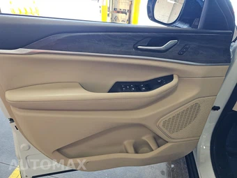 2023 Jeep Grand Cherokee Limited - miniatura 9