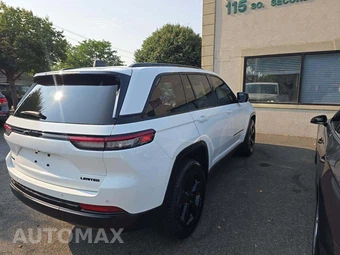 2023 Jeep Grand Cherokee Limited - miniatura 3