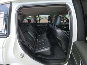 2023 Jeep Grand Cherokee Limited - miniatura 16