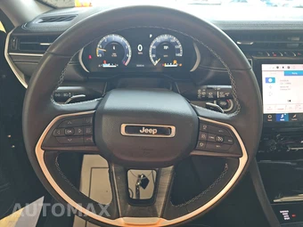 2023 Jeep Grand Cherokee Limited - miniatura 10