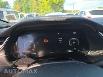 2023 Jeep Grand Cherokee Limited - miniatura 12