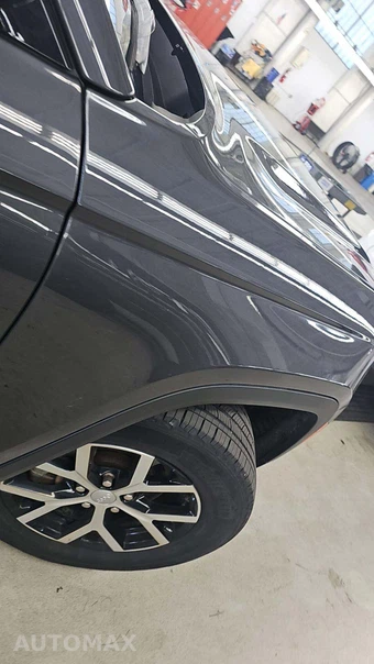 2023 Jeep Grand Cherokee Limited - miniatura 22