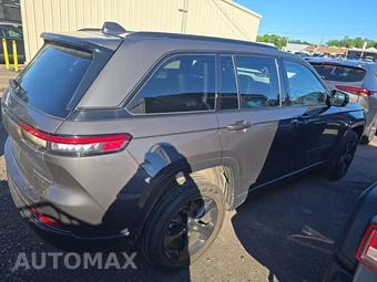 2023 Jeep Grand Cherokee Limited - miniatura 4