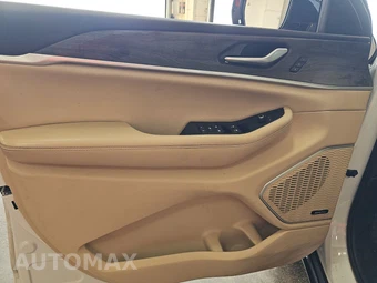 2023 Jeep Grand Cherokee Limited - miniatura 9