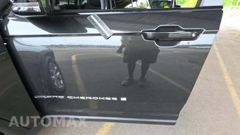 2023 Jeep Grand Cherokee Limited - miniatura 29
