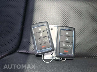 2023 Jeep Grand Cherokee Limited - miniatura 8