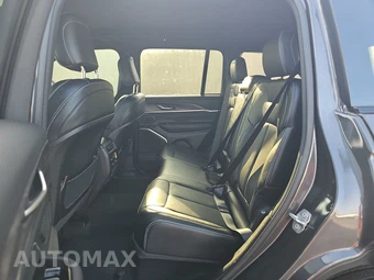 2023 Jeep Grand Cherokee Overland - miniatura 13
