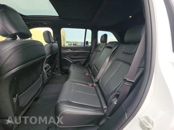 2023 Jeep Grand Cherokee Overland - miniatura 13